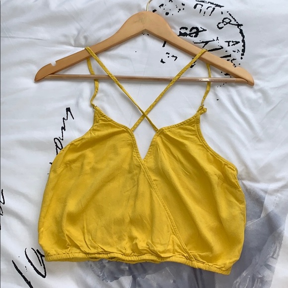 Forever 21 Tops - SAVE CUTE SUMMER CROPTOP